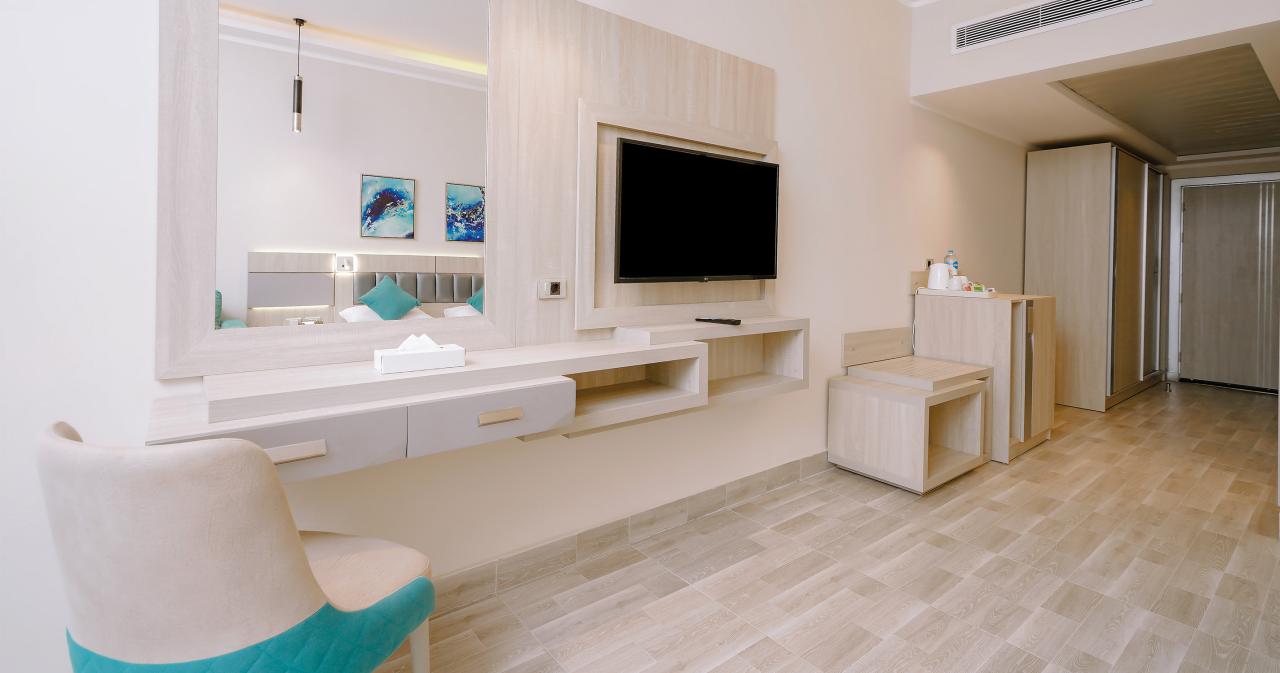 Sirena-Beach-Resort-and-Spa-2025-ROOM-02