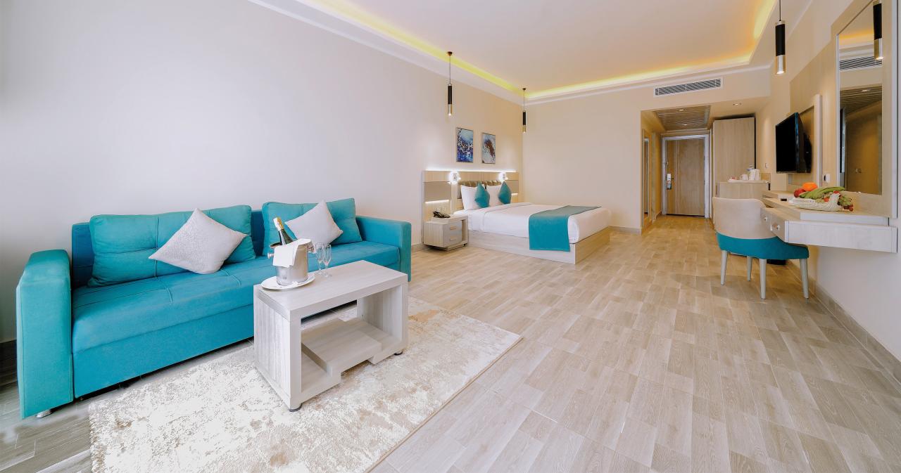 Sirena-Beach-Resort-and-Spa-2025-ROOM-03