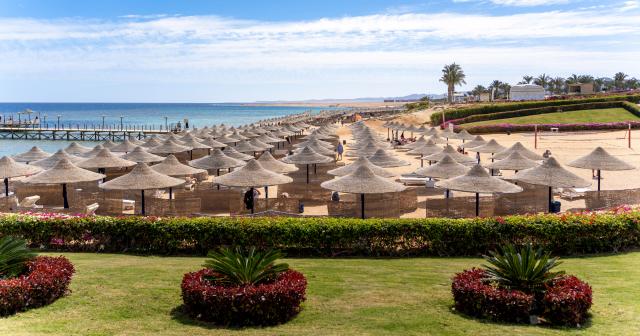 Sirena-Beach-Resort-and-Spa-BEACH-2025-01