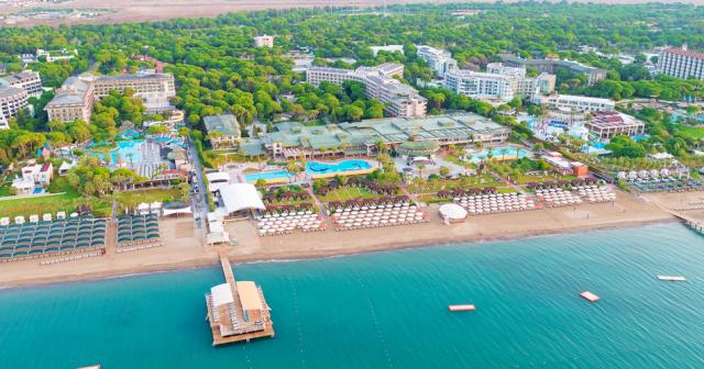 Pine-Beach-Belek-BEACH-OVERVIEW-04-2023