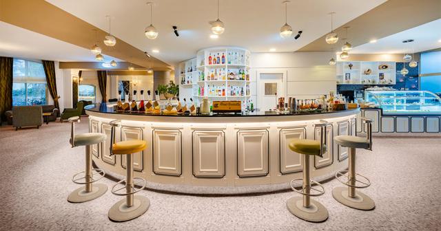 Pine-Beach-Belek-LOBBY-BAR