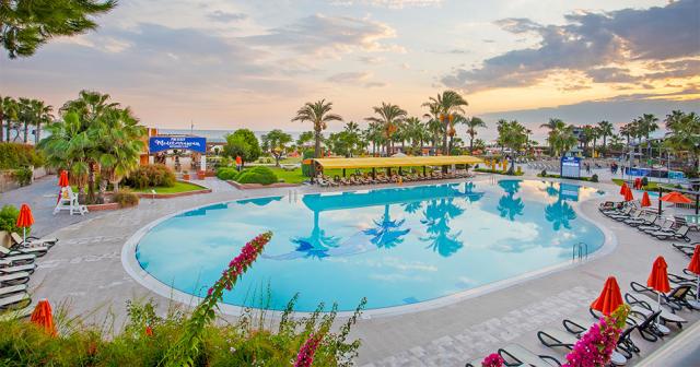 Pine-Beach-Belek-POOL-03