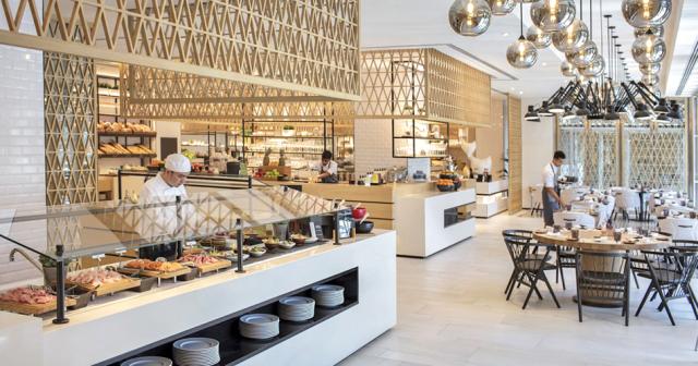 Al-Bandar-Rotana-RESTAURANT-4