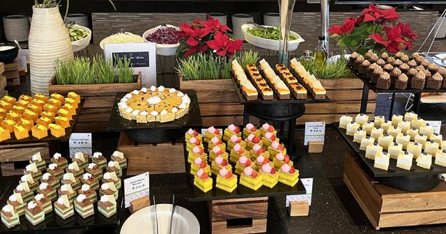 Double-Tree-By-Hilton-Resort-and-Spa-Marjan-Island-2024-BUFFET
