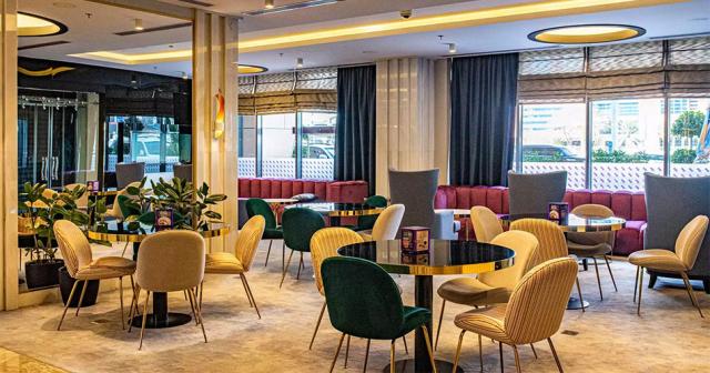 Mercure-Dubai-Barsha-LOBBY