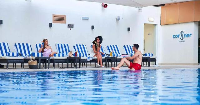 Mercure-Dubai-Barsha-POOL-02