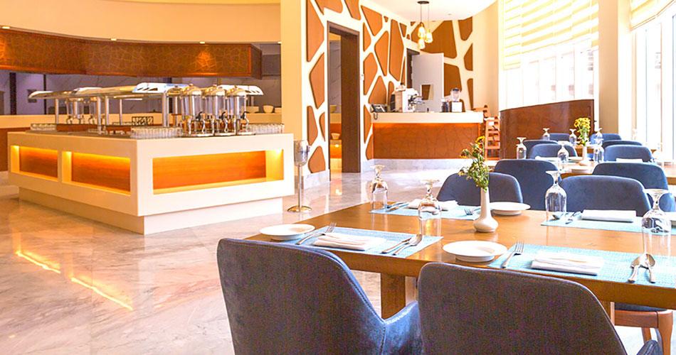 Belad-Bont-Resort-RESTAURANT