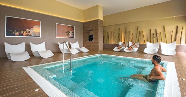 Riu-Sri-Lanka-INDOOR-POOL