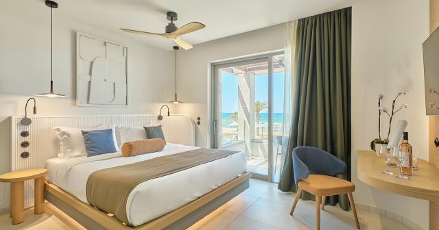 Paralos-Kosta-Alimia-DOUBLE-ROOM-DIRECT-SEA-VIEW-03