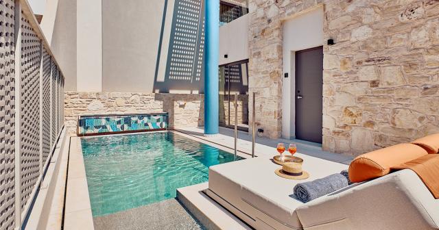 Paralos-Kosta-Alimia-DOUBLE-ROOM-PRIVATE-POOL-02