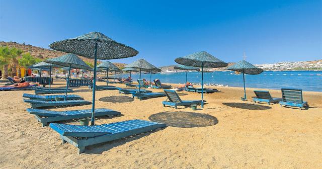 Bodrum-Beach-Resort-BEACH