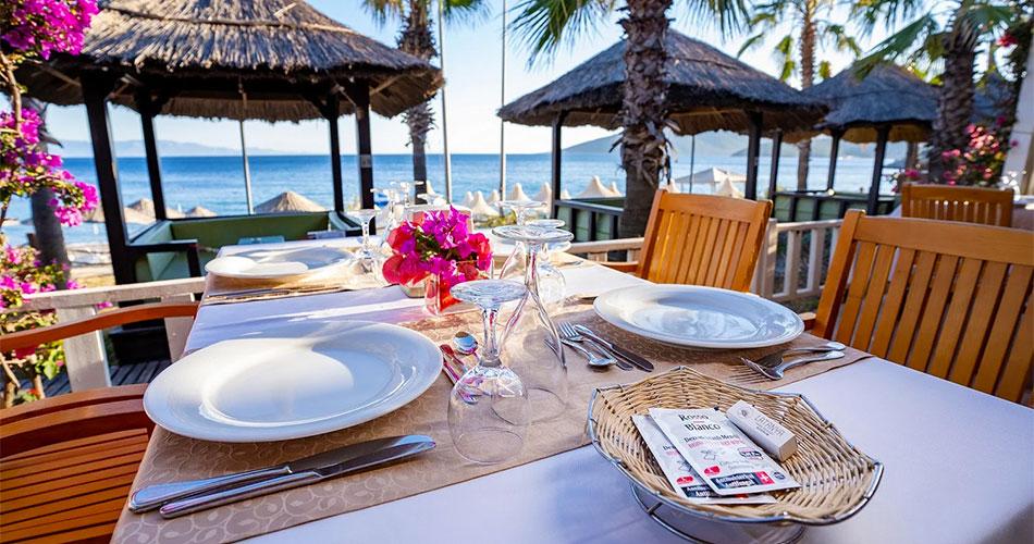 Latanya-Park-Resort-RESTAURANT-04