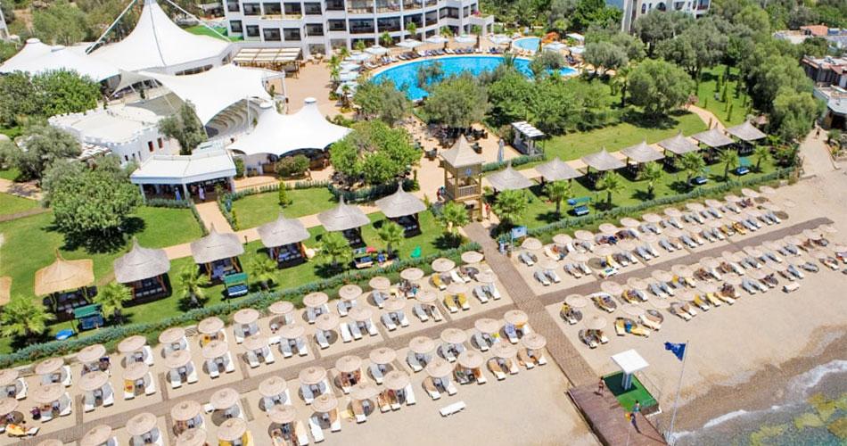 Latanya-Park-Resort-OVERVIEW-01