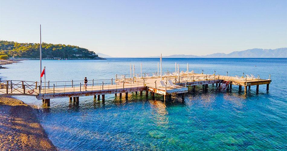 Latanya-Park-Resort-PIER