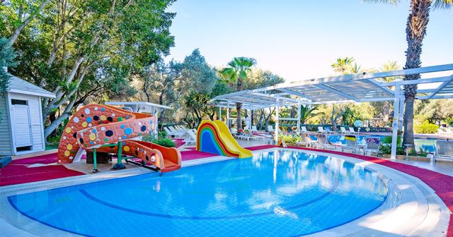 Latanya-Park-Resort-2023-KIDS-POOL