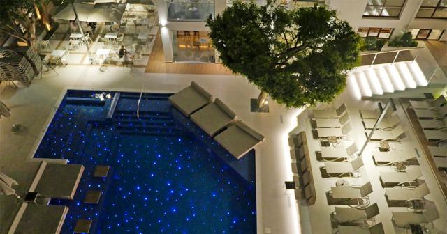 Atrium-Ambiance-POOL-LIGHTS