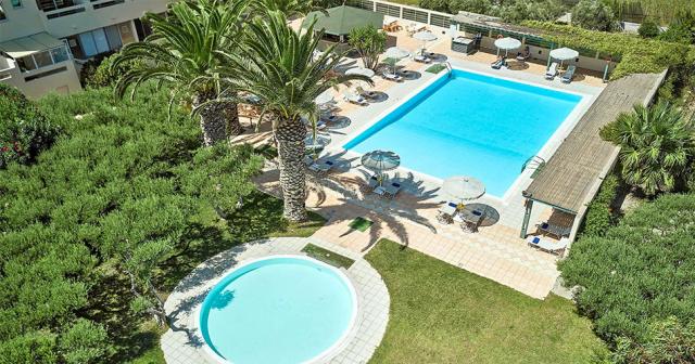 Tylissos-Beach-POOL-02
