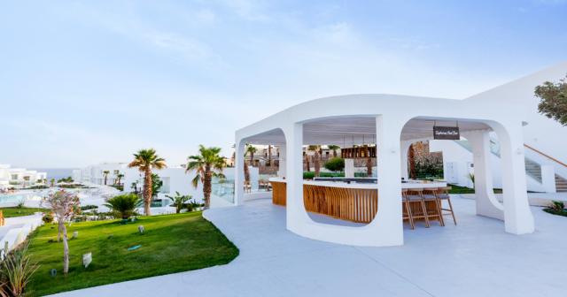 Meraki-Resort-Sharm-El-Sheikh-2023-POOL-BAR