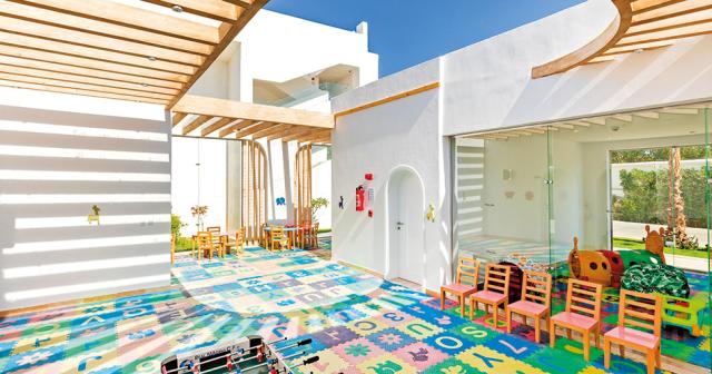 White-Hills-KIDS-CLUB-2023-NEW