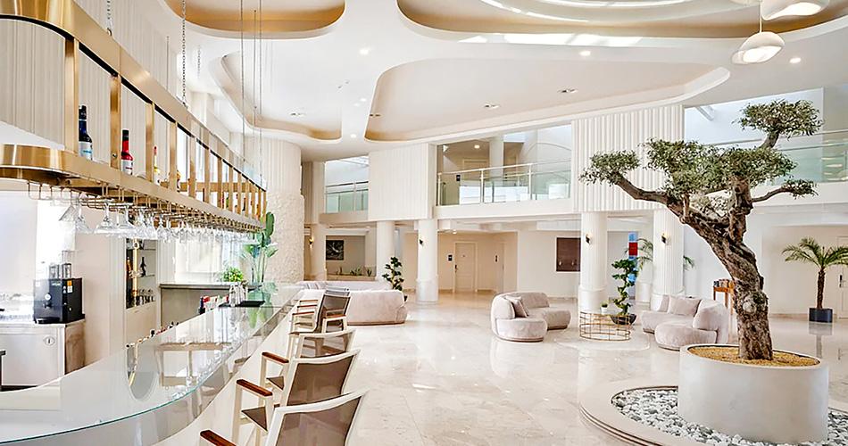 Arin-Resort-LOBBY-BAR