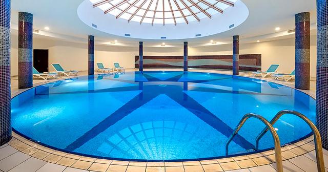 Arin-Resort-INDOOR-POOL