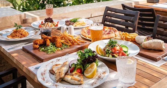 Arin-Resort-FOOD