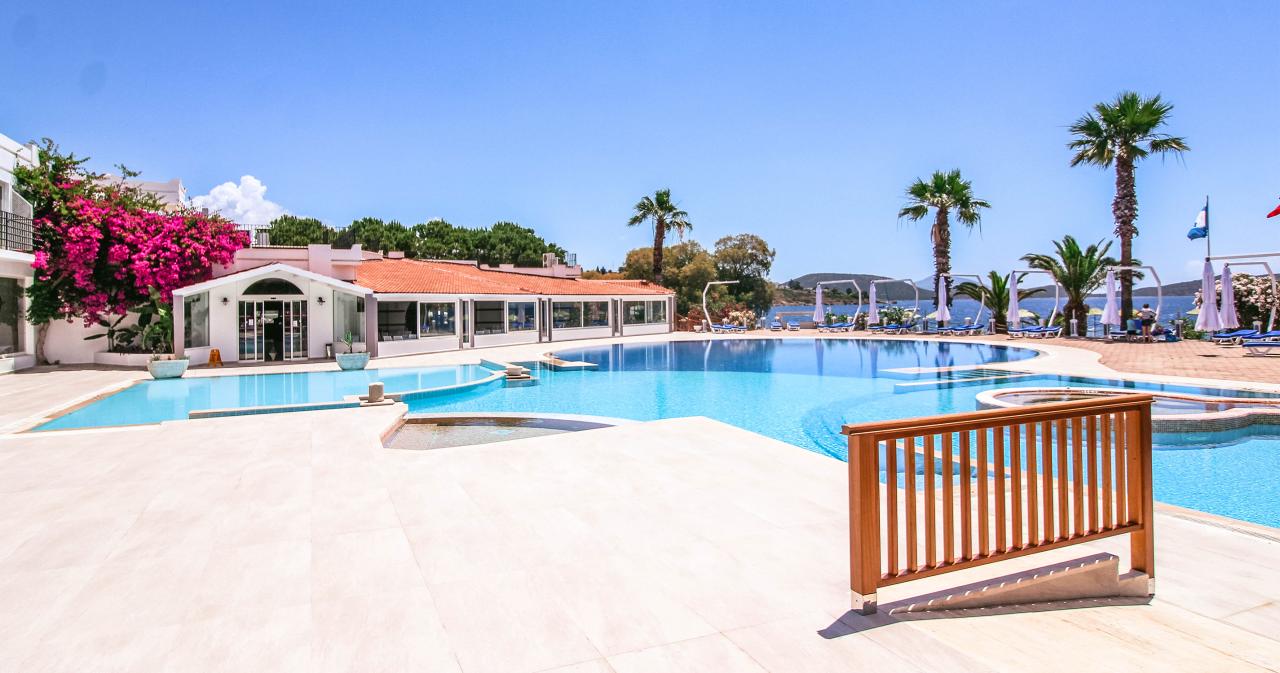 Club-Muskebi-2024-POOL-02