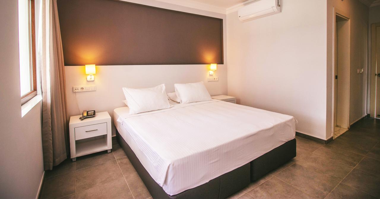 Club-Muskebi-2024-ROOM-01