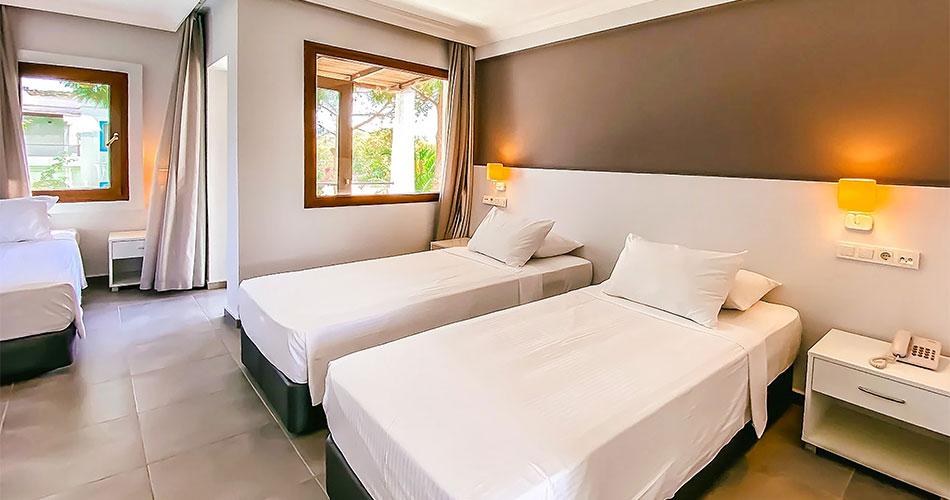 Club-Muskebi-ROOM