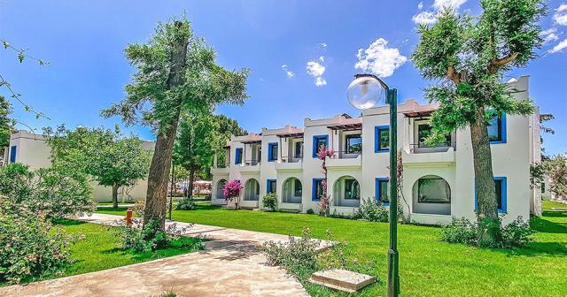 Club-Muskebi-BUILDING