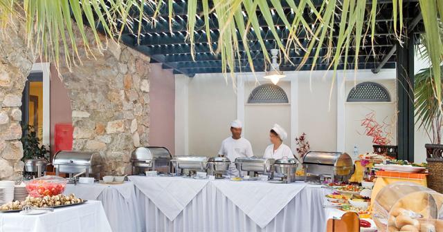 Rose-Bay-BUFFET