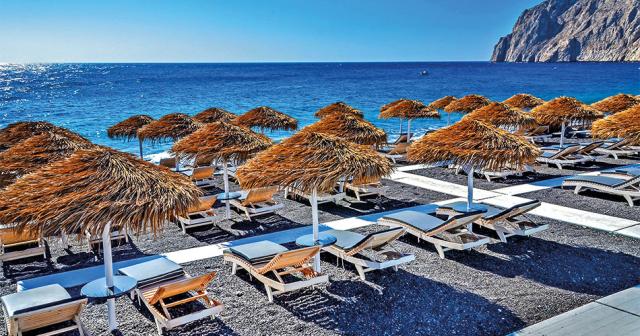 Strogili-KAMARI-BEACH