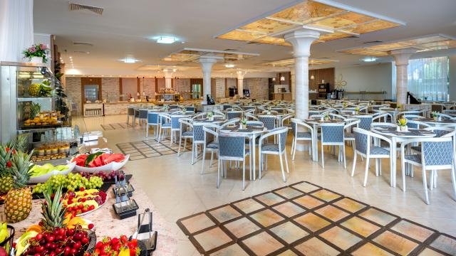 Sentido-Bellevue-NEW-2024-RESTAURANT-01