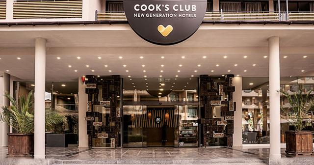 COOKS-CLUB-SUNNY-BEACH-Entrance-2022