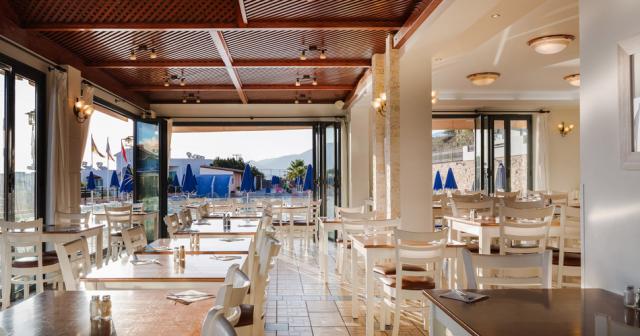 Koni-Village-RESTAURANT-01-
