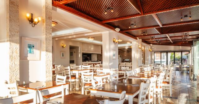 Koni-Village-RESTAURANT-02-