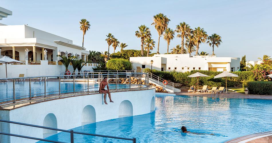 Delphino_BeachResort_and_Spa_POOL-3