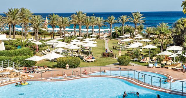 Delphino_BeachResort_and_Spa_POOL-VIEW