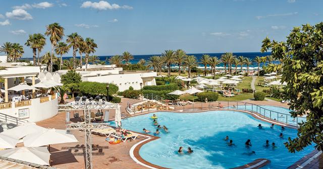 Delphino_BeachResort_and_Spa_SEA-VIEW