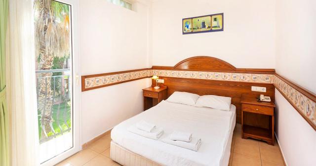 Kriss-2023-ROOM-01