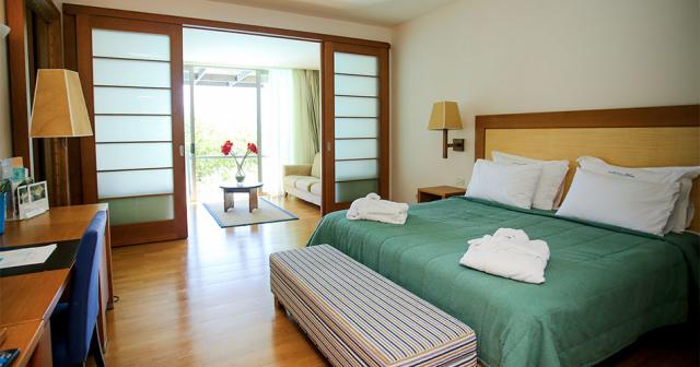 Ionian-Blue-ROOM-02