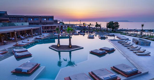 Senseana-Sea-Side-Resort-2023-NIGHT-POOL-01