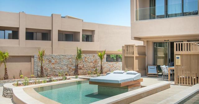 Senseana-Sea-Side-Resort-2023-PRIVATE-POOL-01