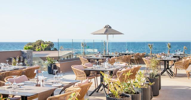 Senseana-Sea-Side-Resort-2023-RESTAURANT-01