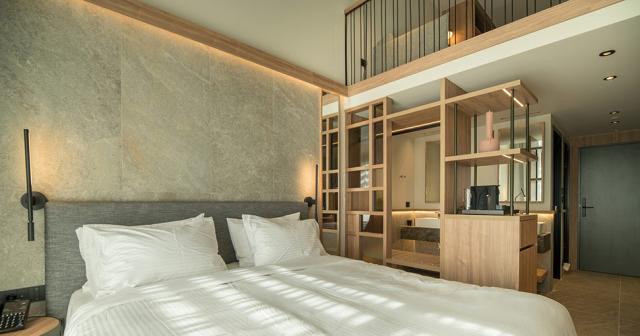 King-Minos-Retreat-Resort-and-Spa-2023-FAMILY-ROOM-02
