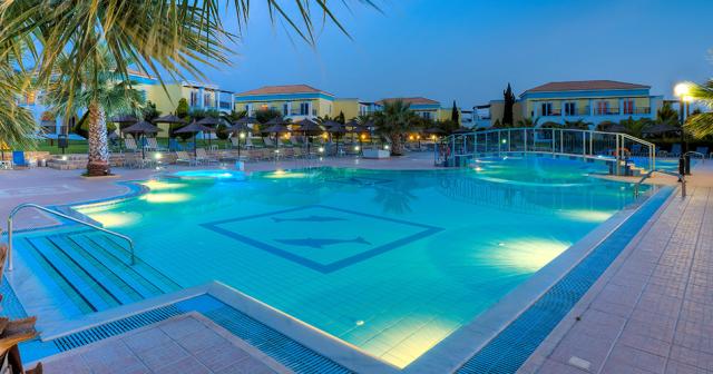 Corali-POOL-02