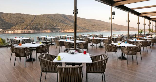 Titanic-Luxury-Collection-Bodrum-2023-MAIN-RESTAURANT-02