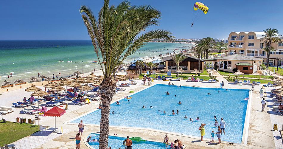 Magic-Hotel-Skanes-Family-Resort-and-Aquapark-POOL