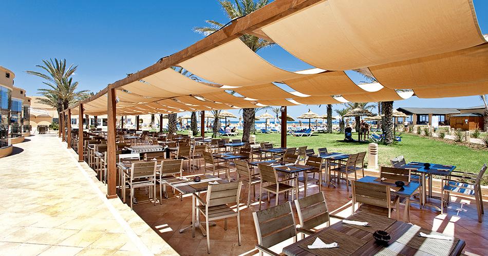 Magic-Hotel-Skanes-Family-Resort-and-Aquapark-RESTAURANT-OUTDOO