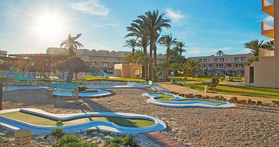 Magic-Hotel-Skanes-Family-2024-MINIGOLF